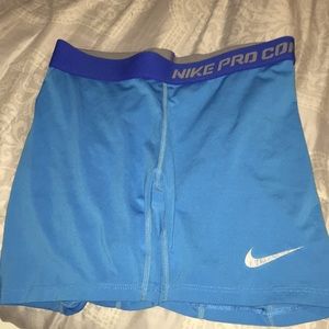 Nike pro combat